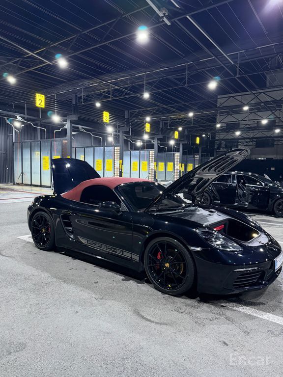 Porsche 718