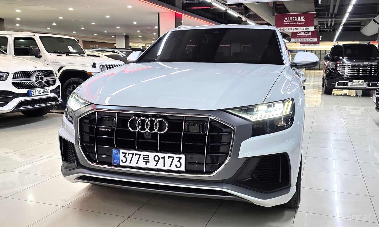 Audi Q8