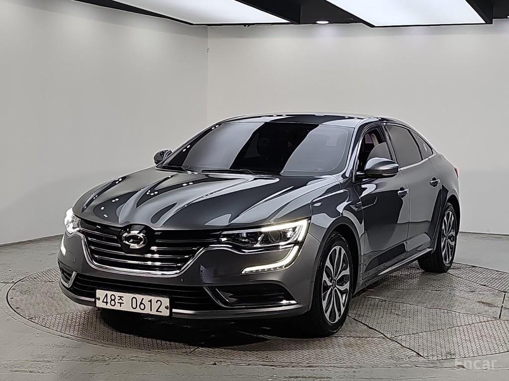 Renault SM6