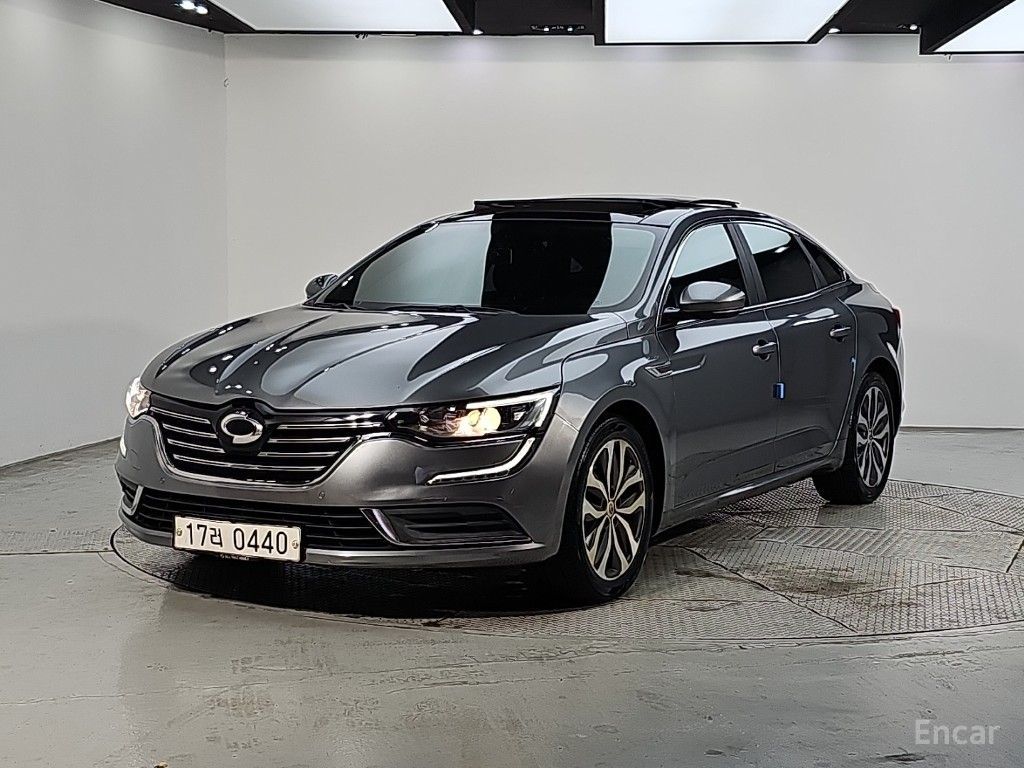 Renault SM6