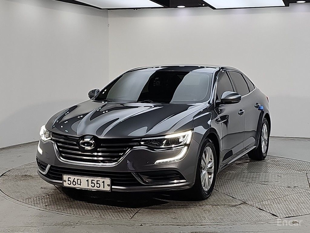 Renault SM6