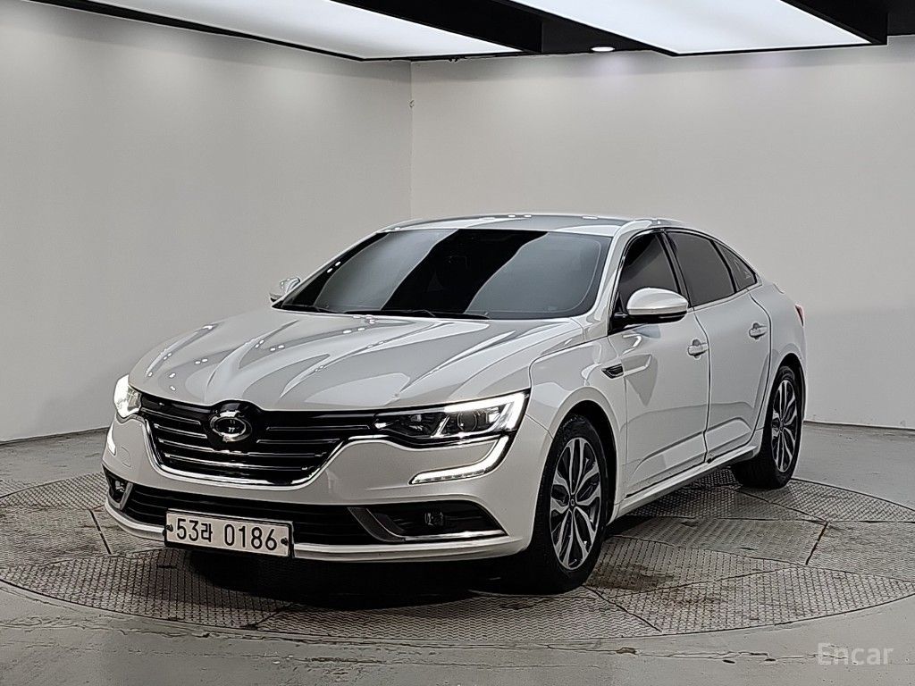 Renault SM6