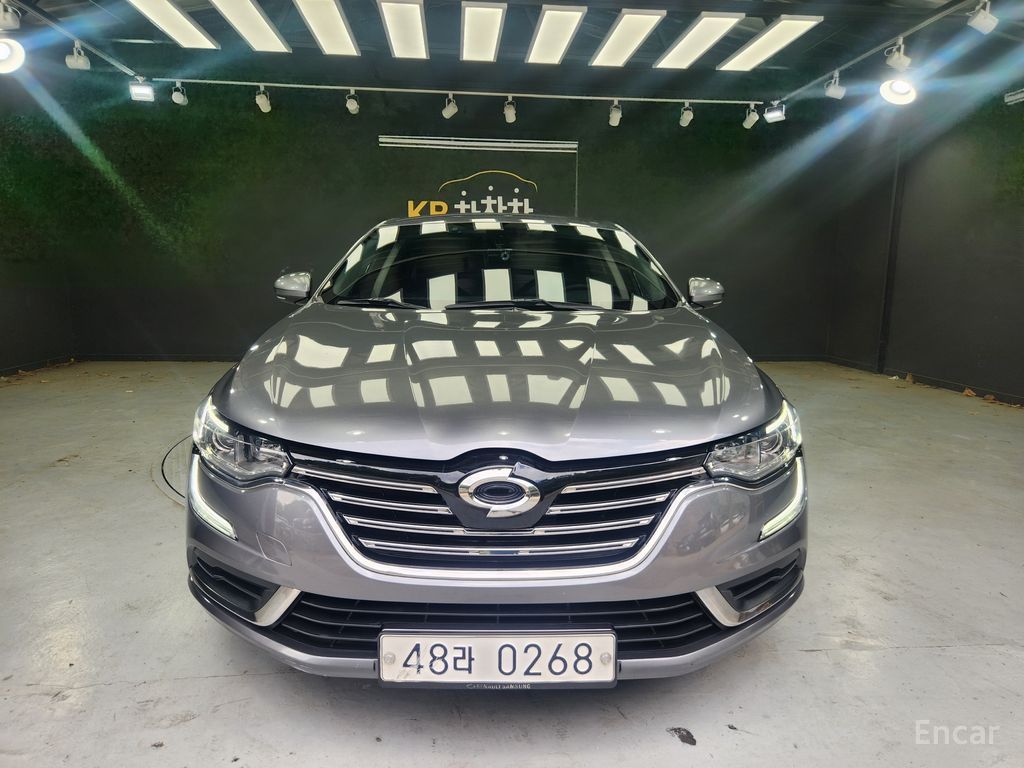 Renault SM6