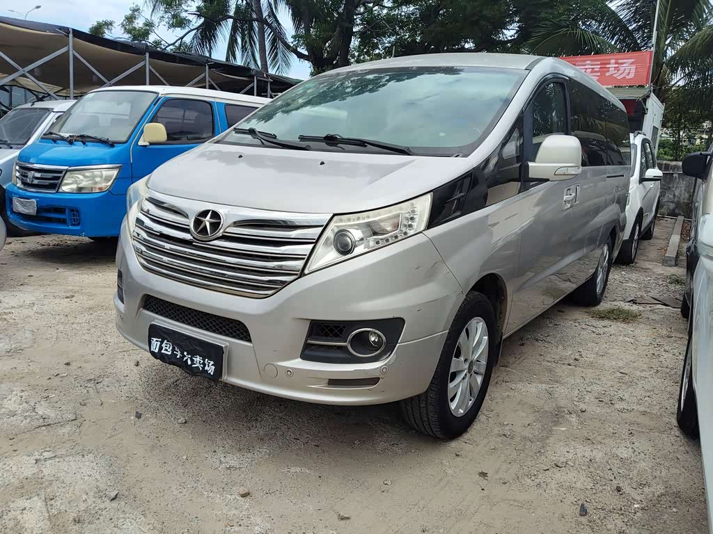 JAC M5
