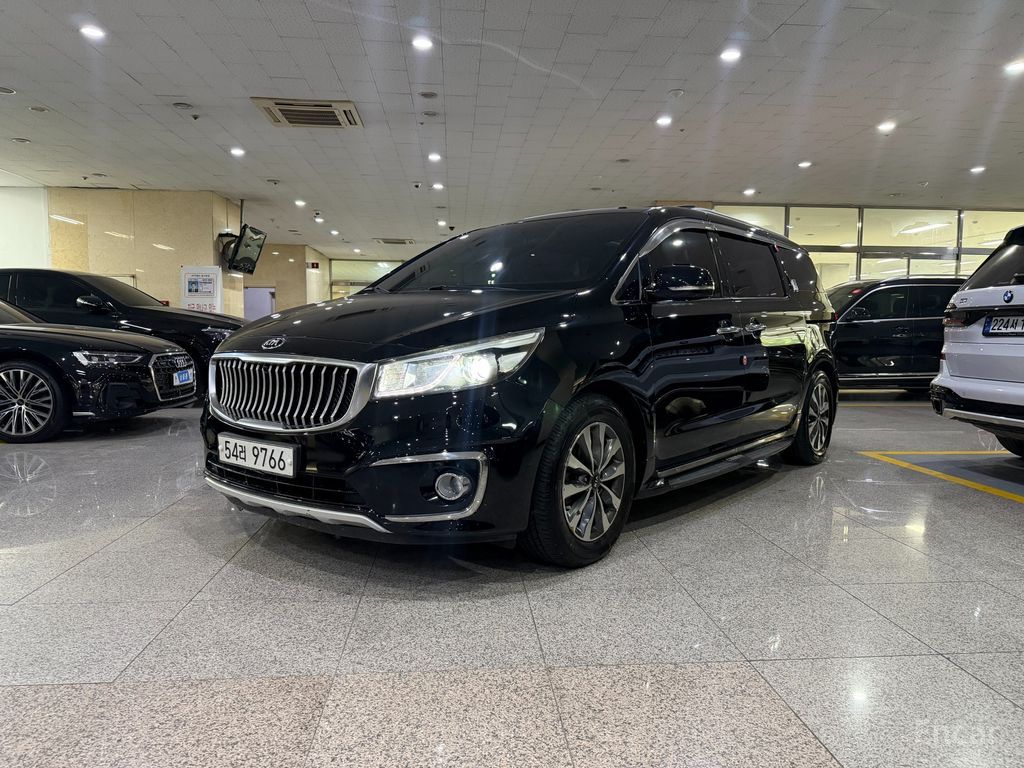 Kia Carnival