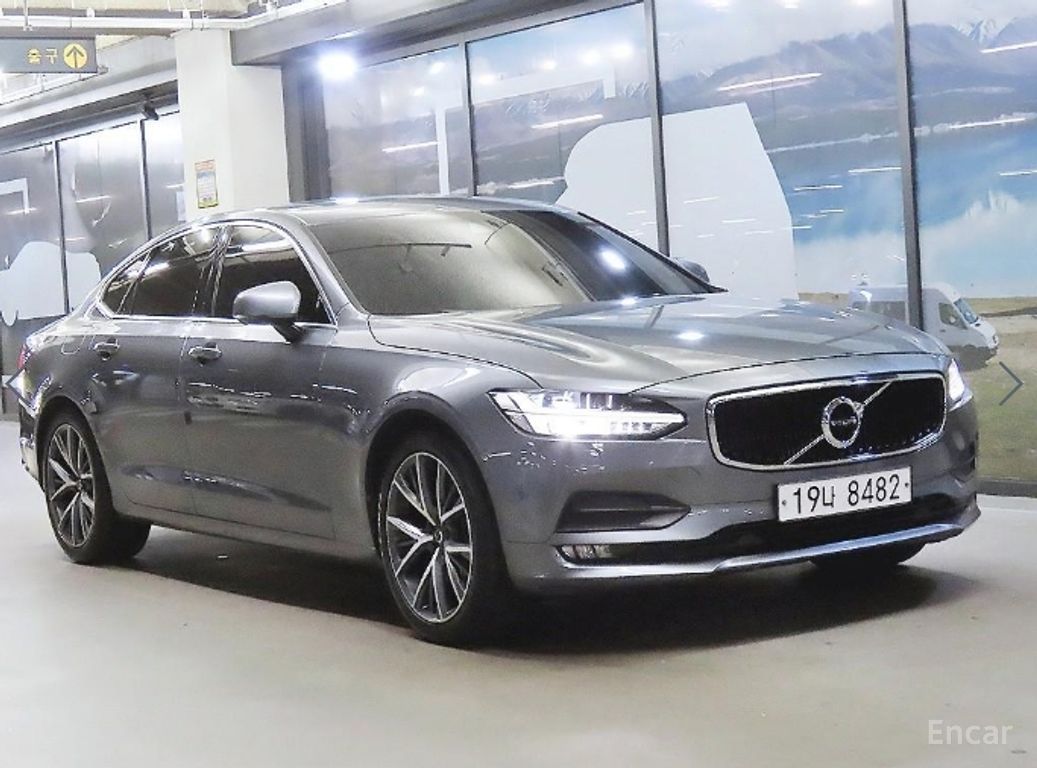 Volvo S90