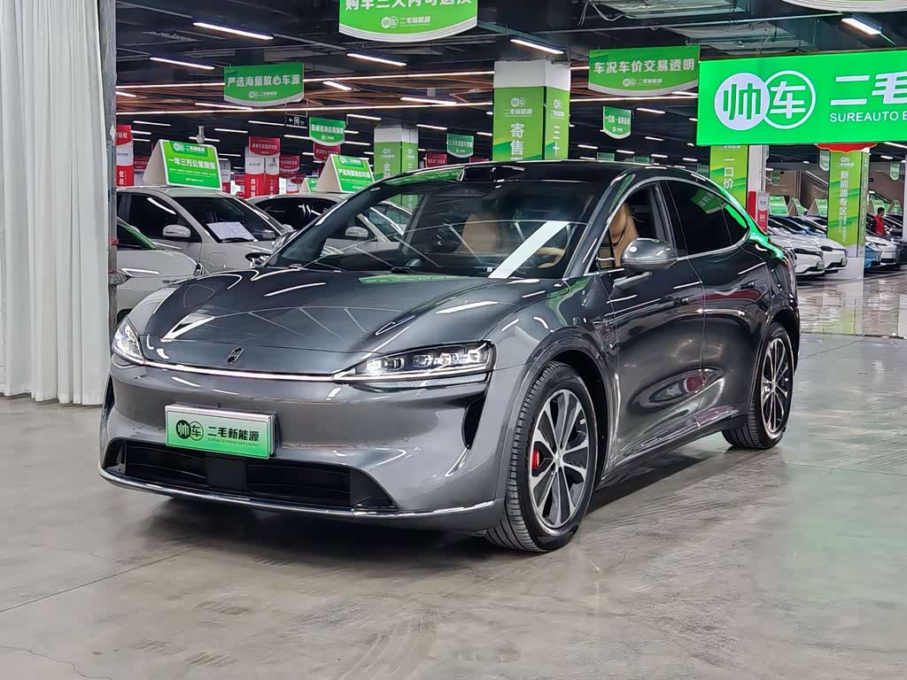 Luxeed R7