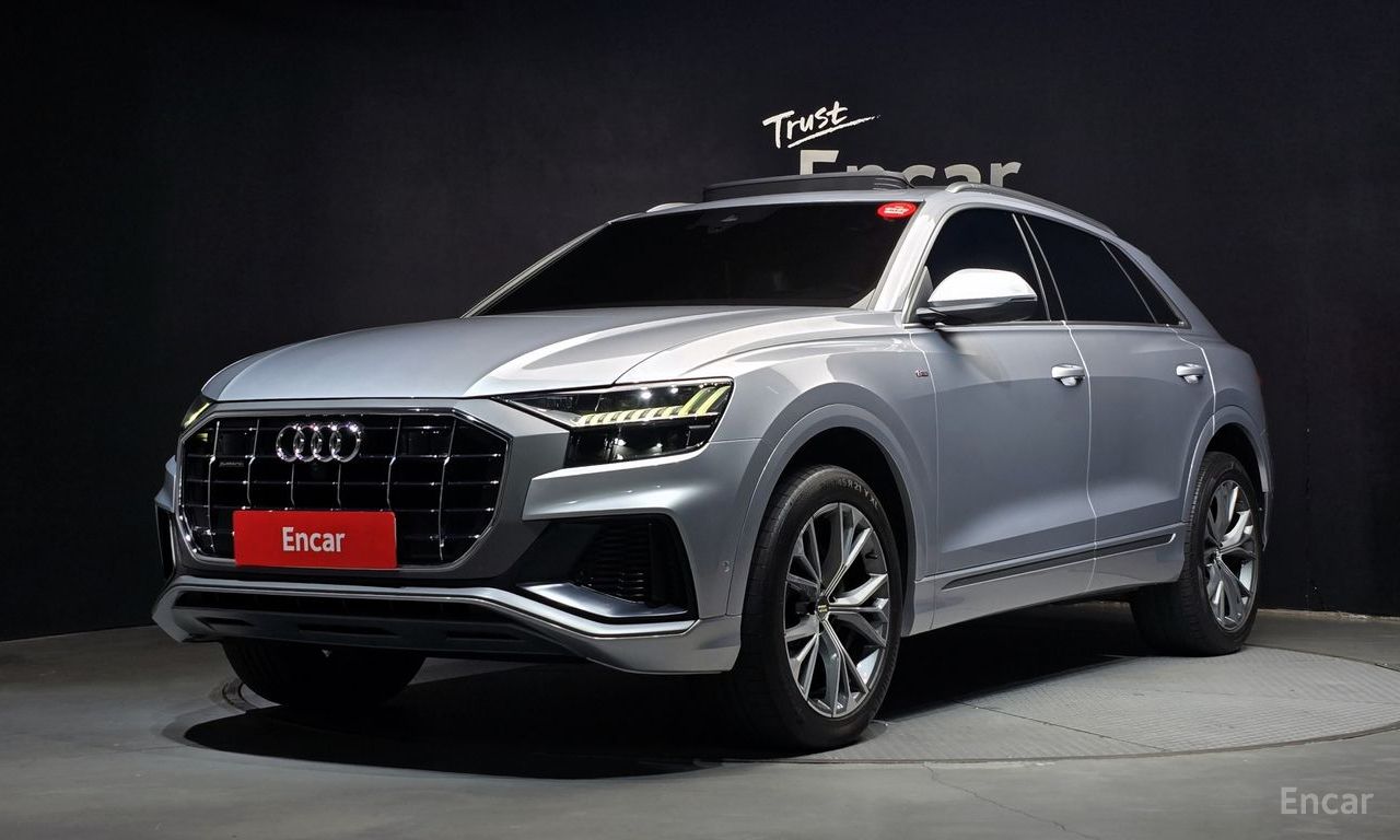 Audi Q8