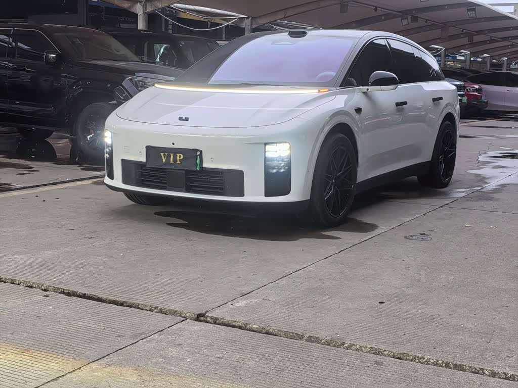 Li Auto i6