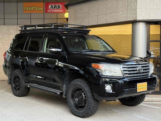 Toyota Land Cruiser Wagon