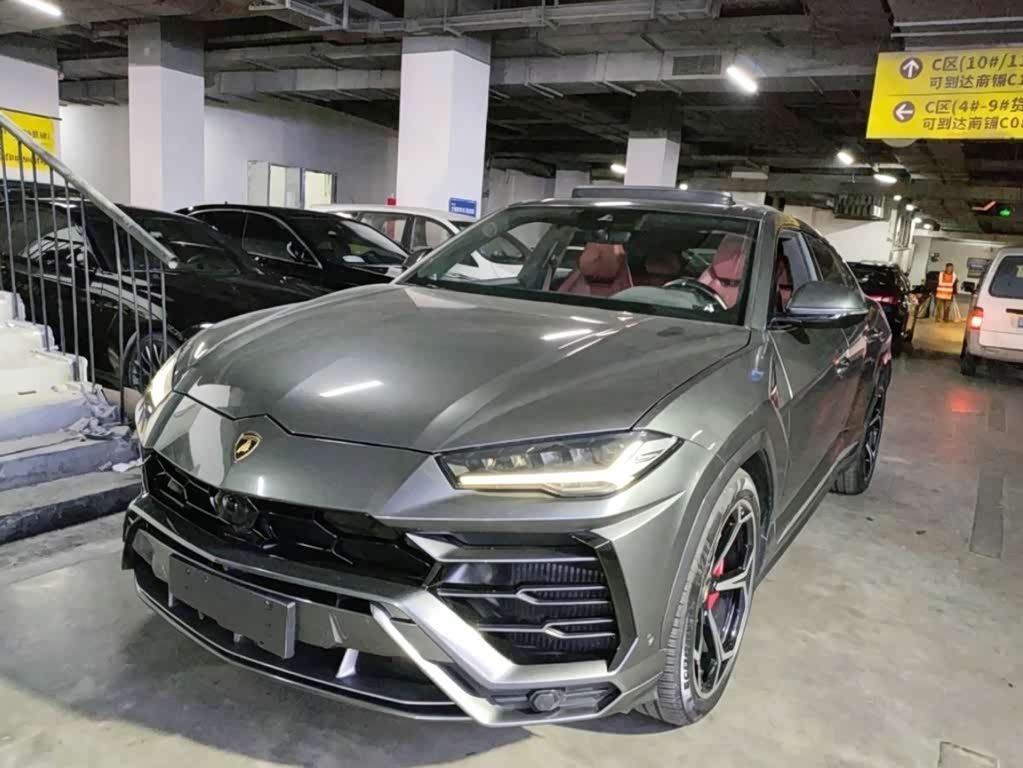 Lamborghini Urus