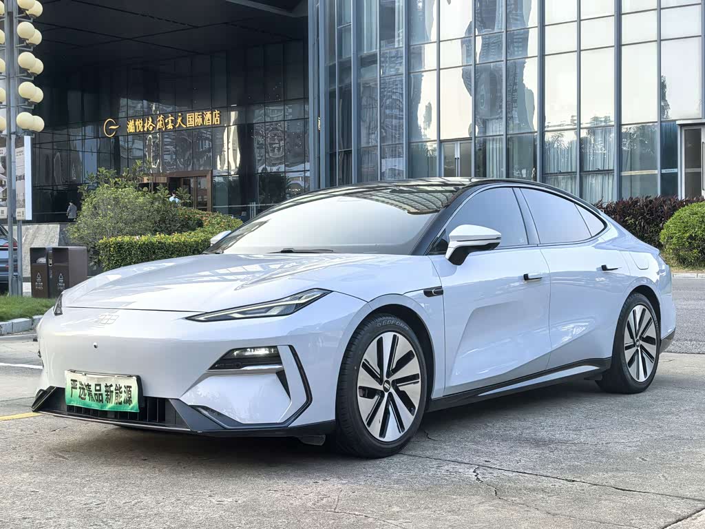 Geely Galaxy Galaxy E8