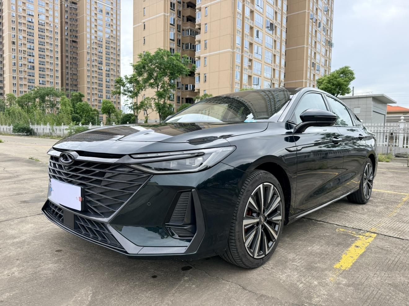 Chery Arrizo 8