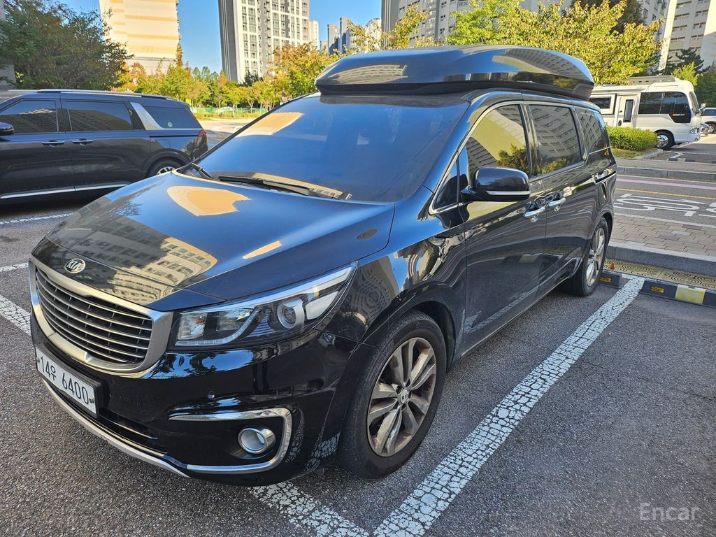 Kia Carnival