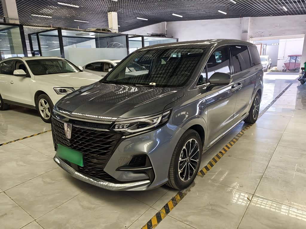 Roewe iMAX8
