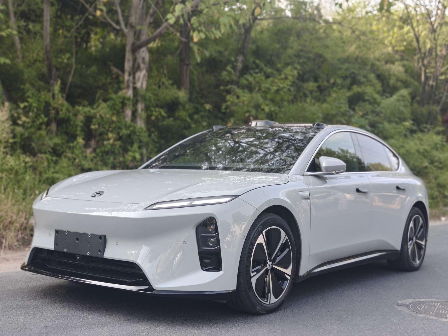 NIO ET5