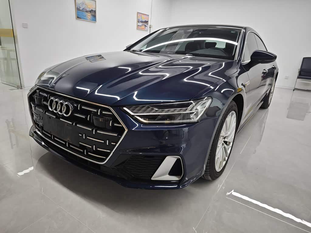 Audi A7L