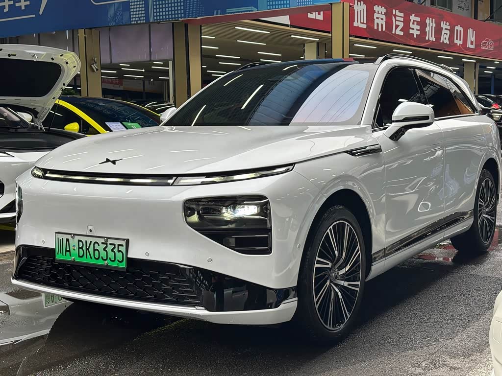 Xpeng G9