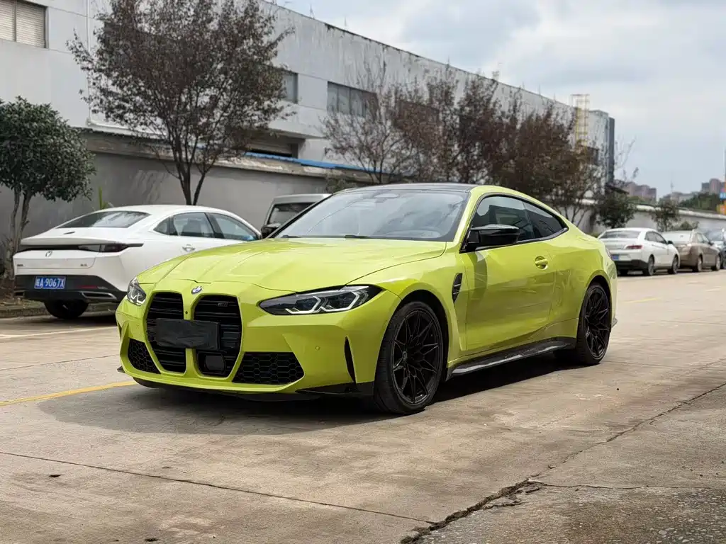 BMW M4