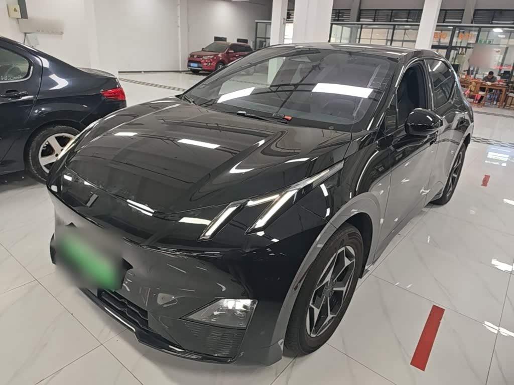 Lynk & Co Z20
