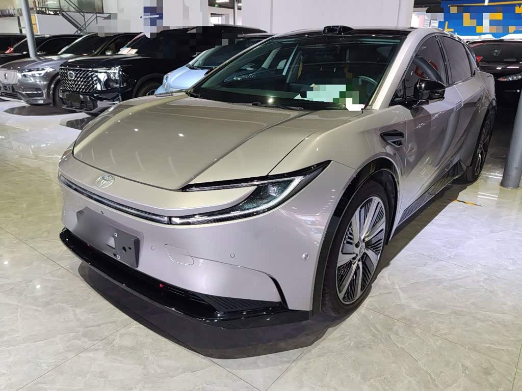 Toyota bZ5