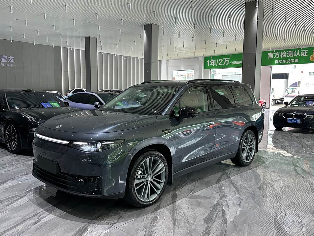 Leapmotor C16