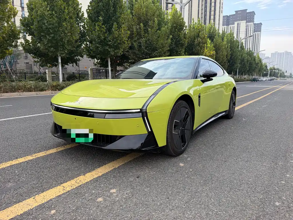 Xpeng P7
