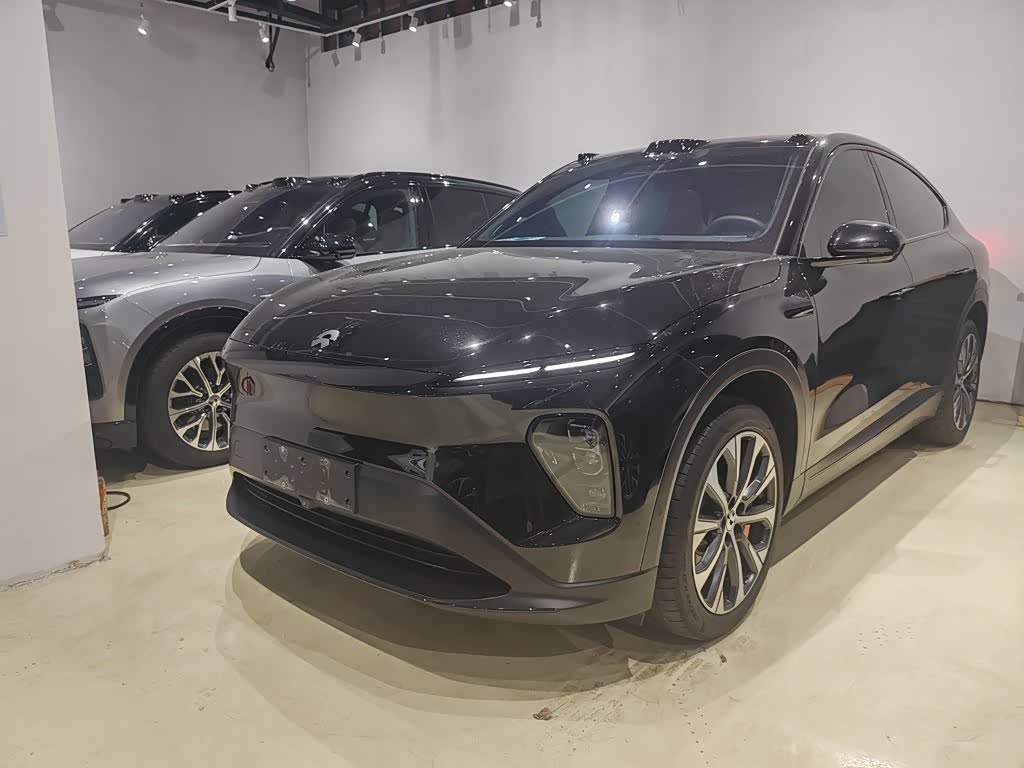 NIO EC7