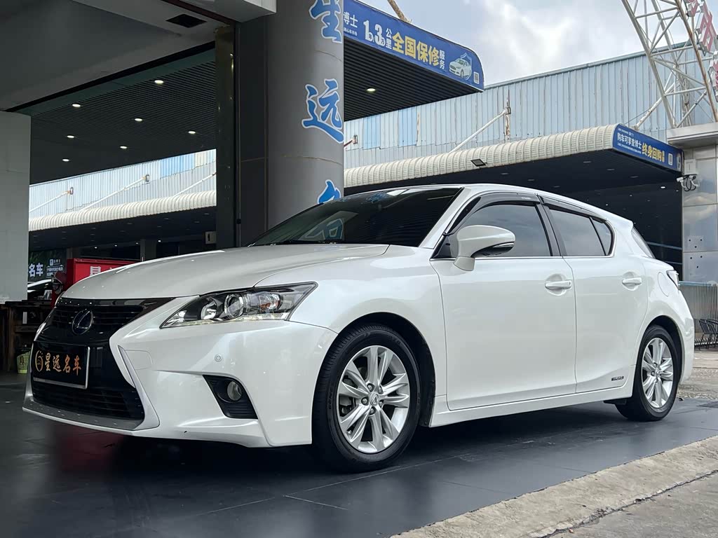 Lexus CT