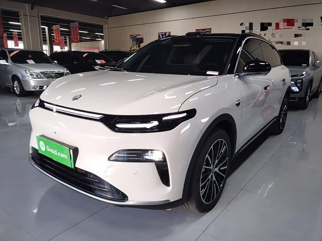 Leapmotor C11
