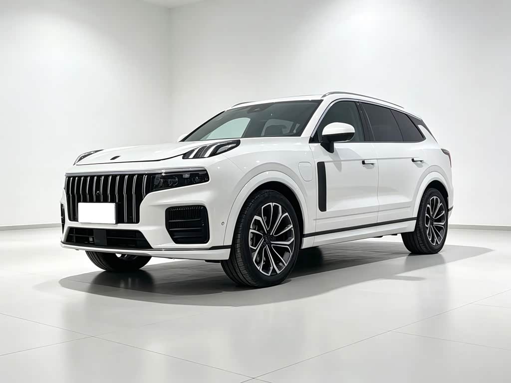 Lynk & Co 09