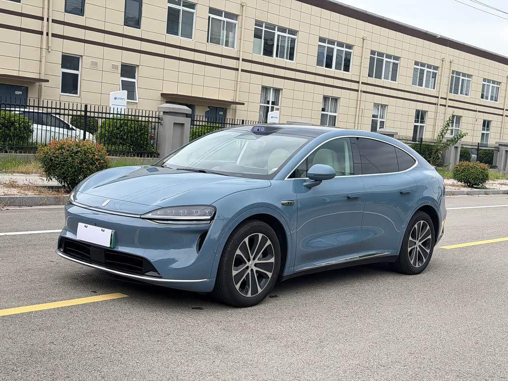 Luxeed R7