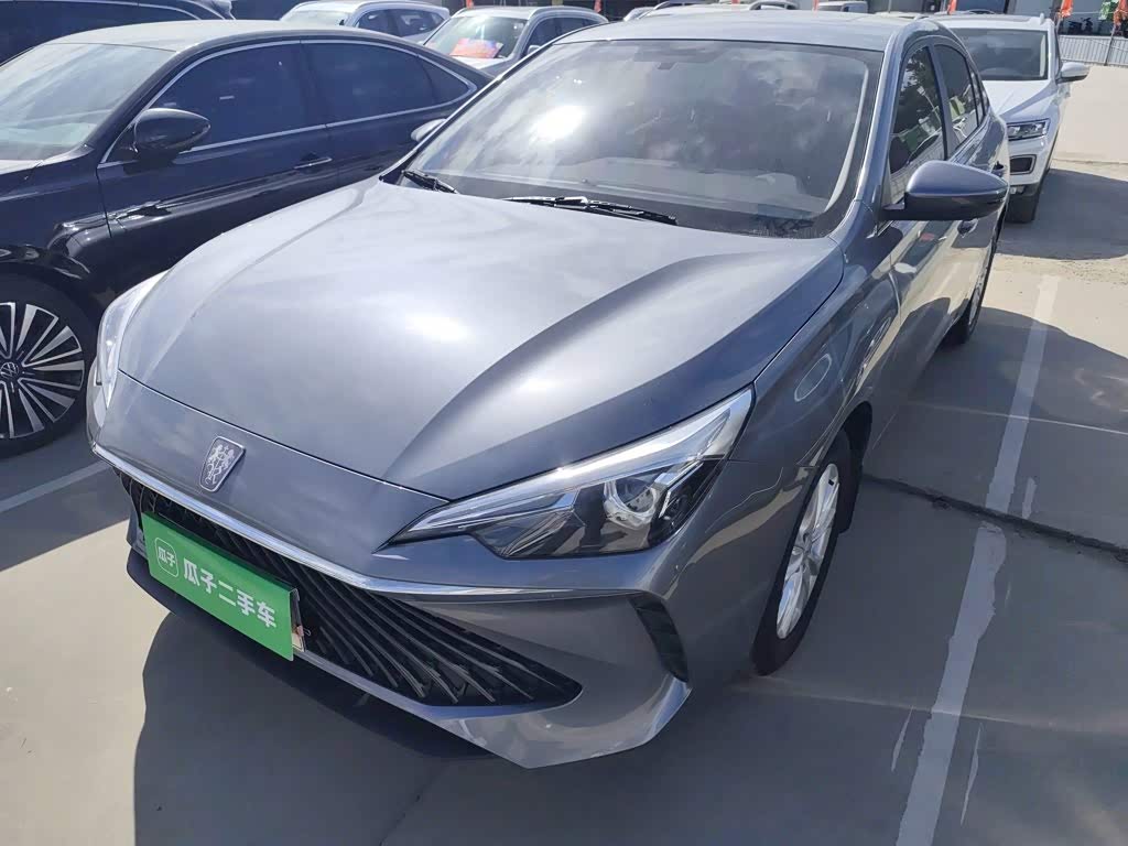 Roewe i5