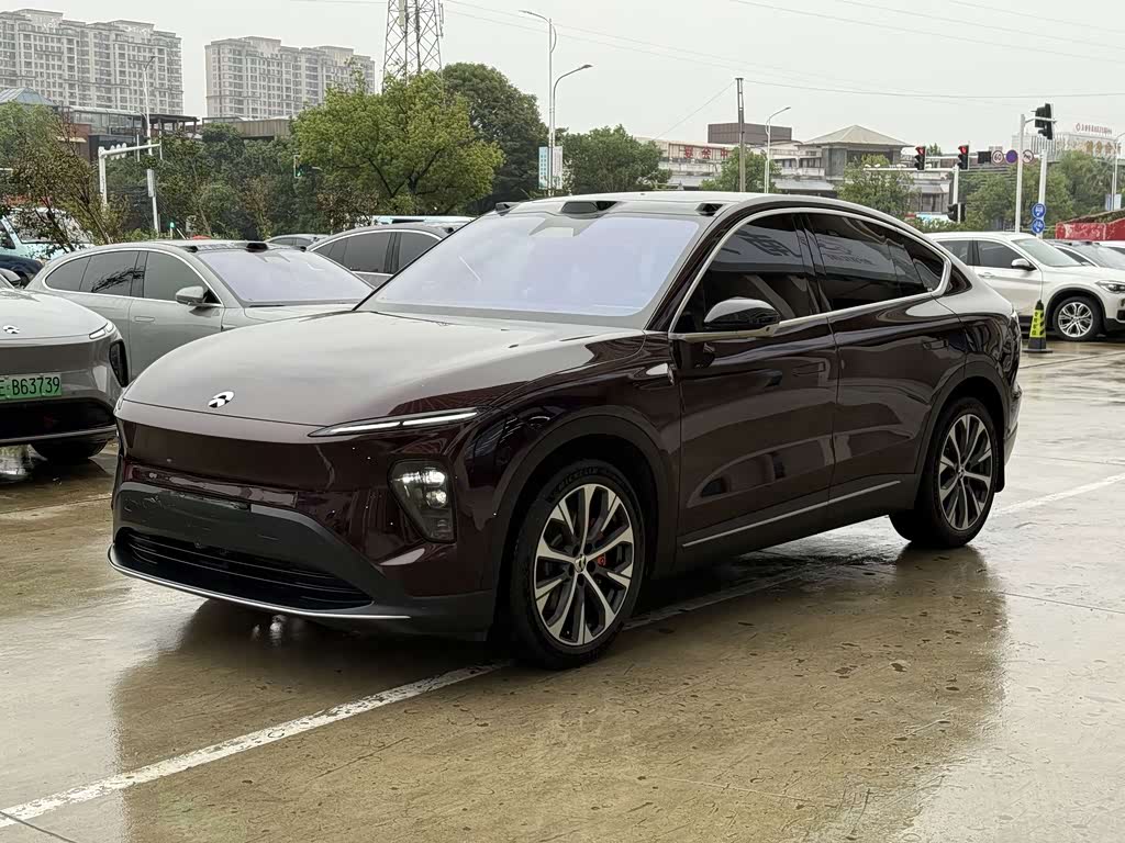 NIO EC7