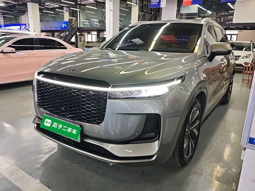 Li Auto ONE