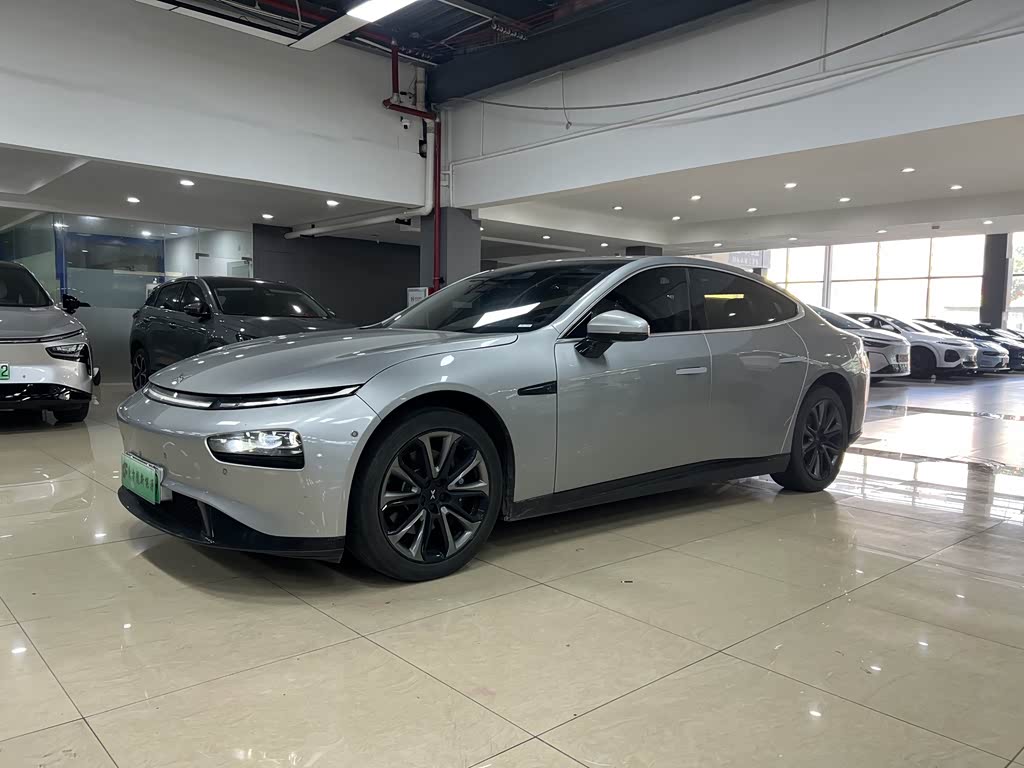 Xpeng P7