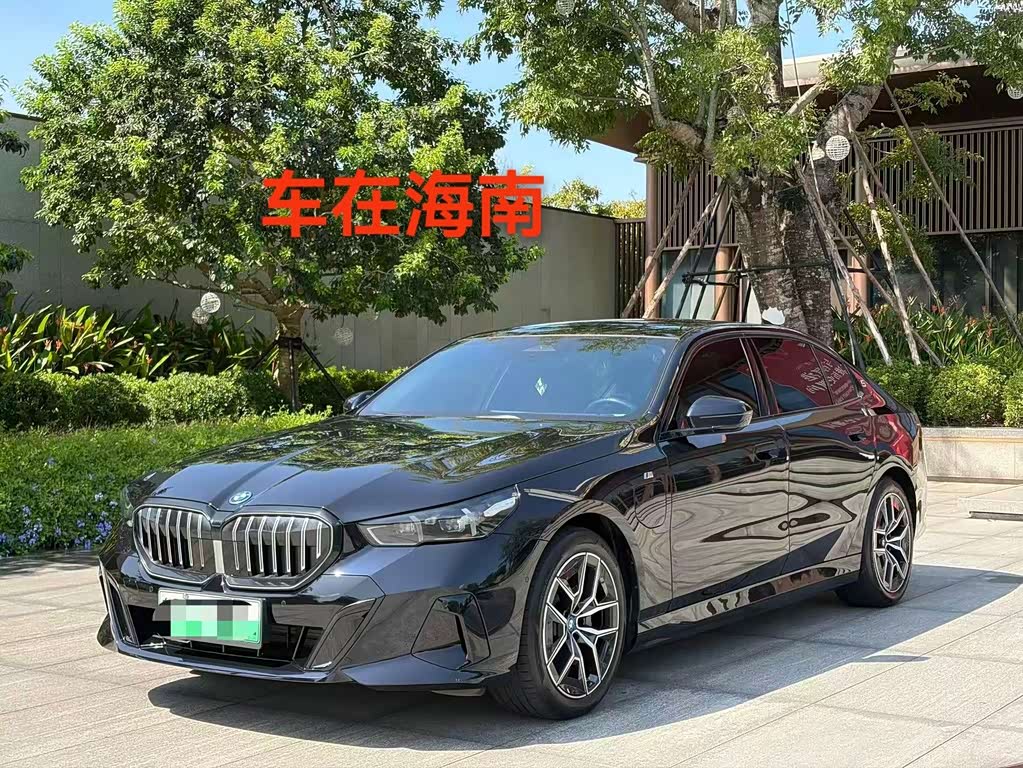 BMW i5