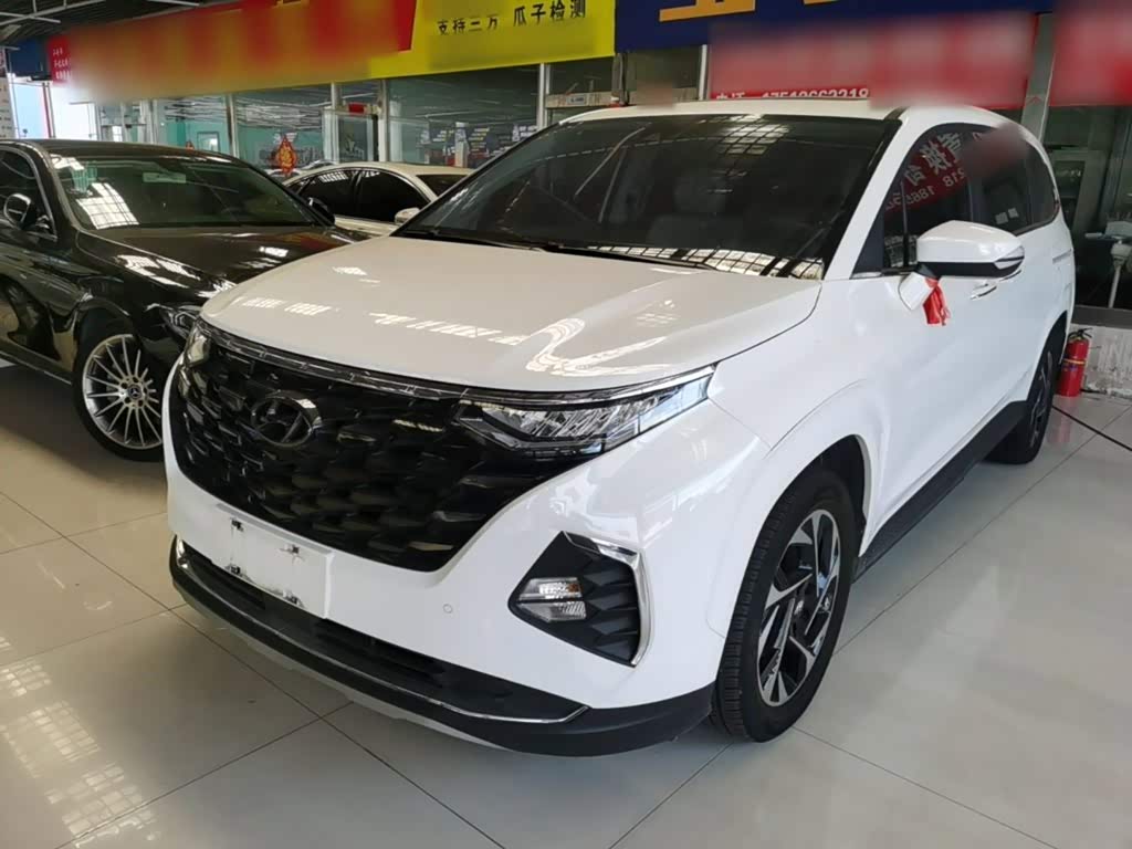 Hyundai Custo