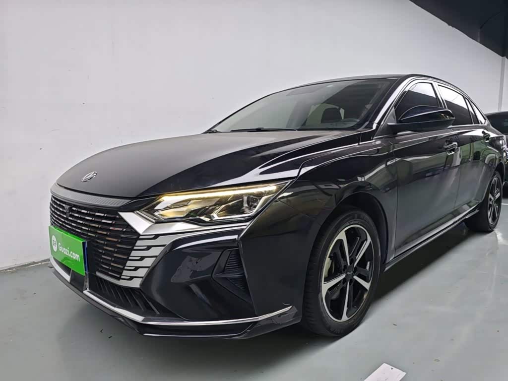 Dongfeng Aeolus Yixuan Max