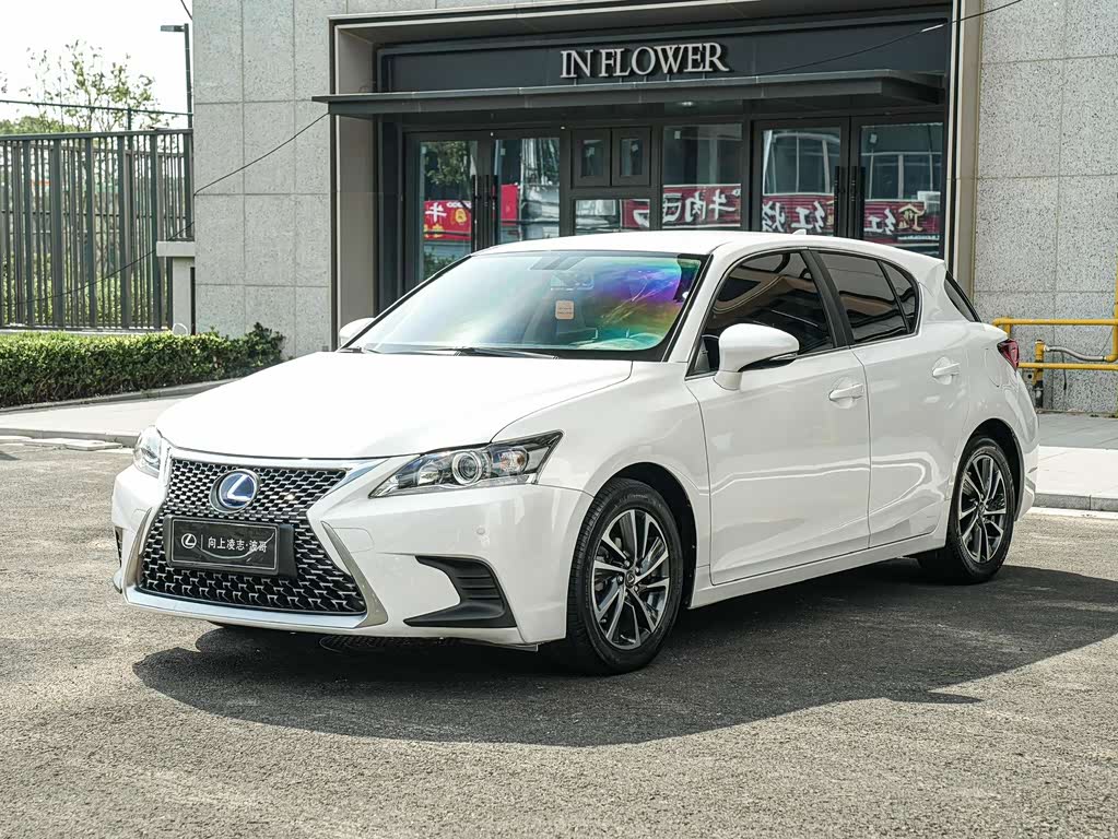 Lexus CT