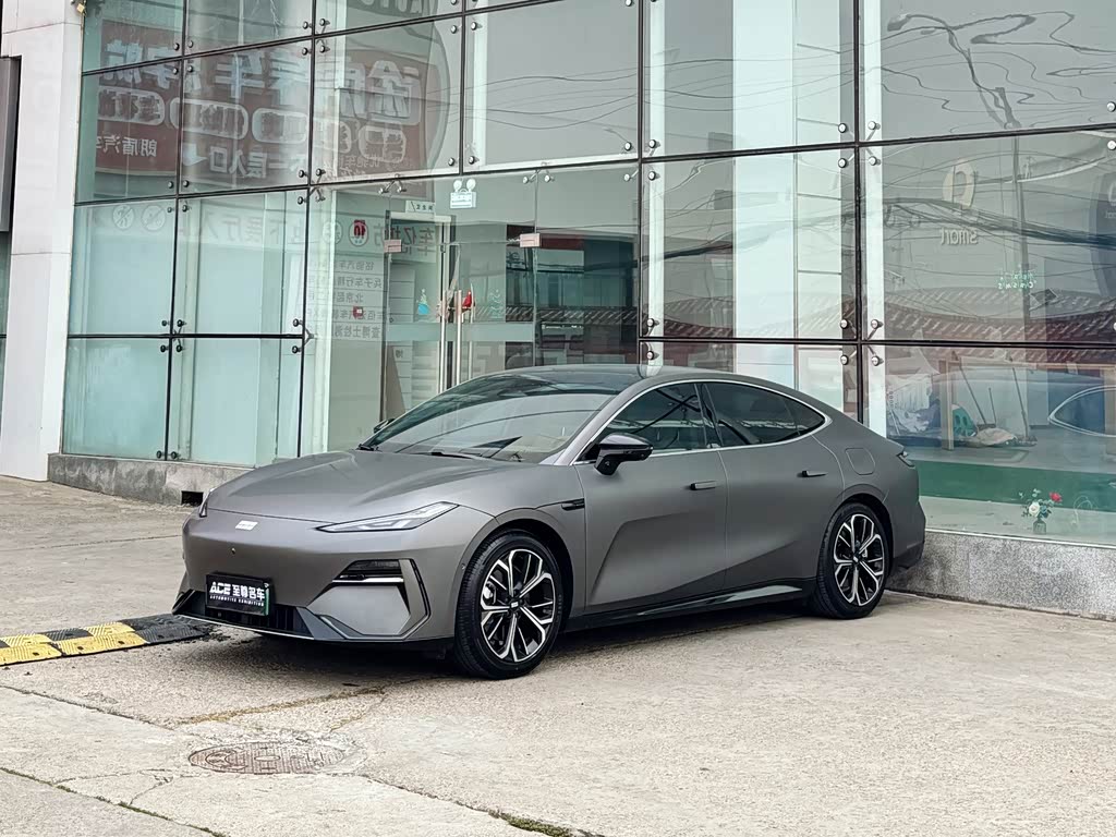 Geely Galaxy Galaxy E8