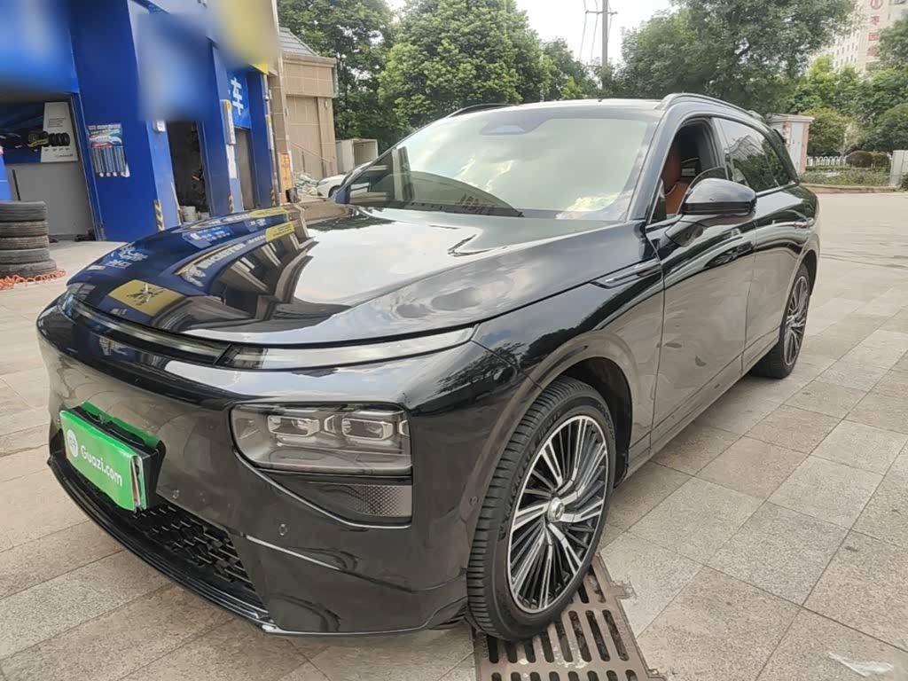 Xpeng G9