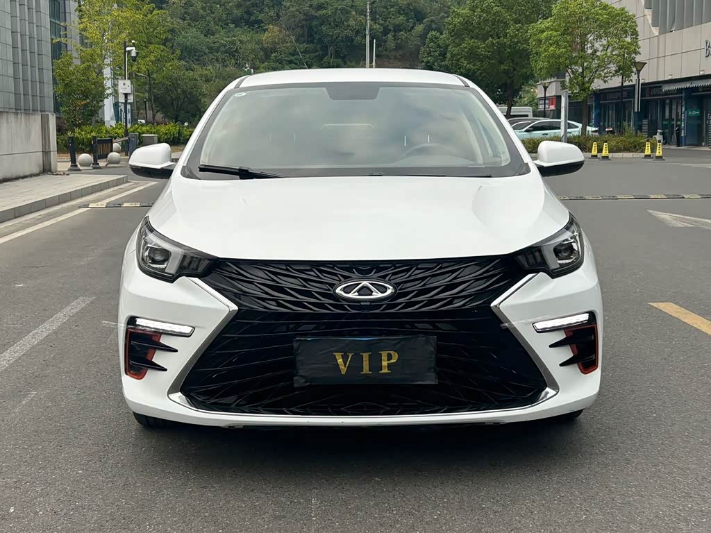 Chery 5 PLUS