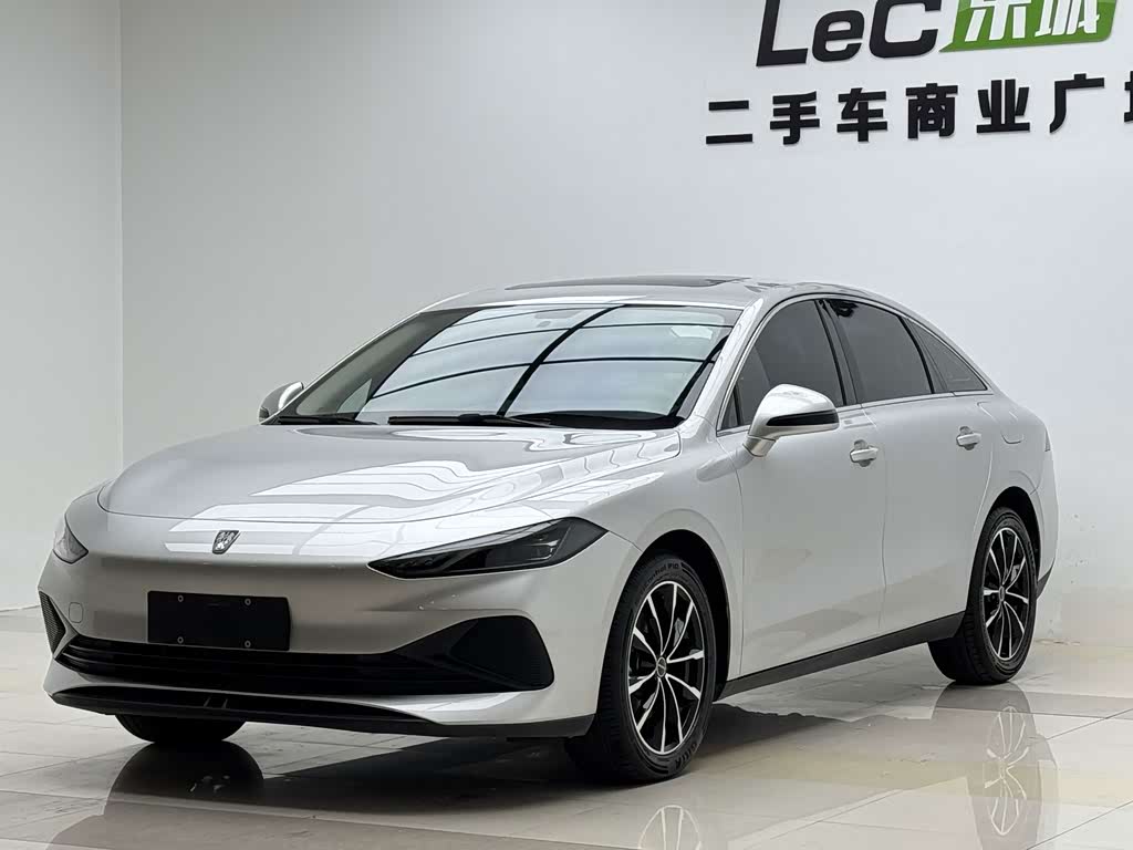 Roewe D7
