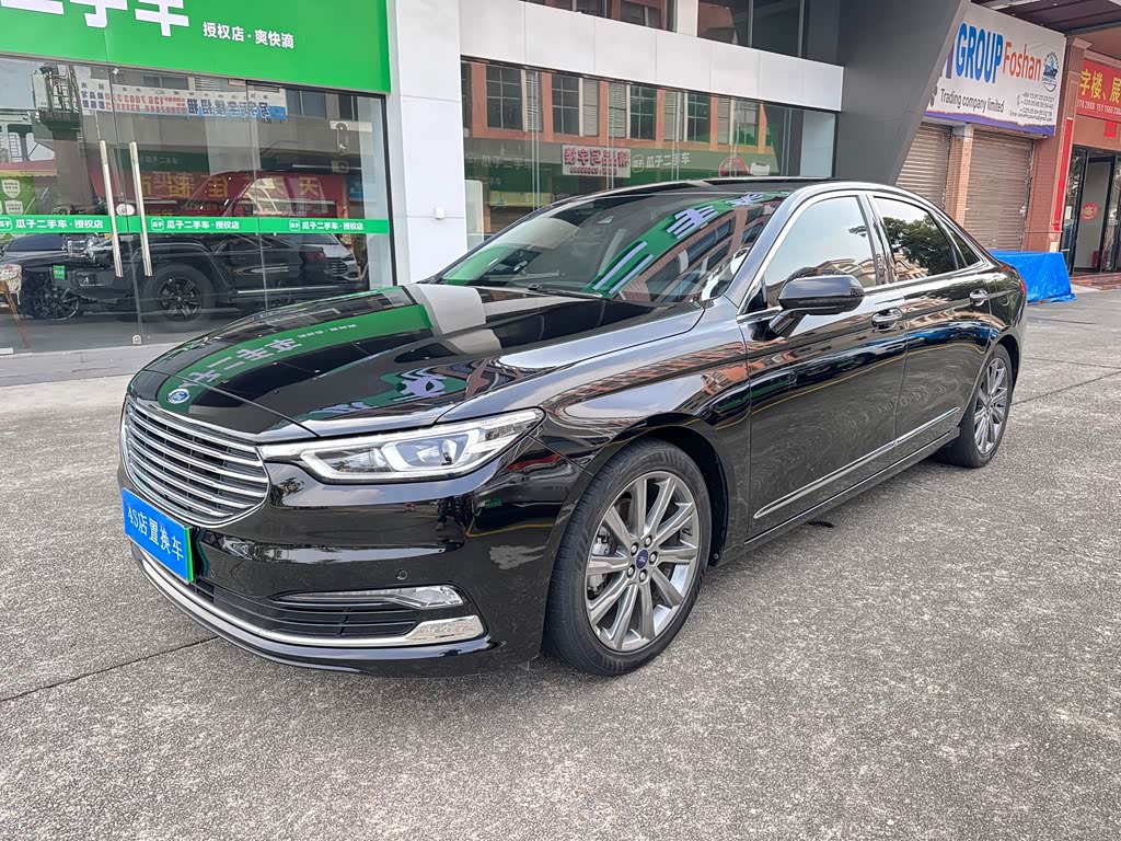 Ford Taurus