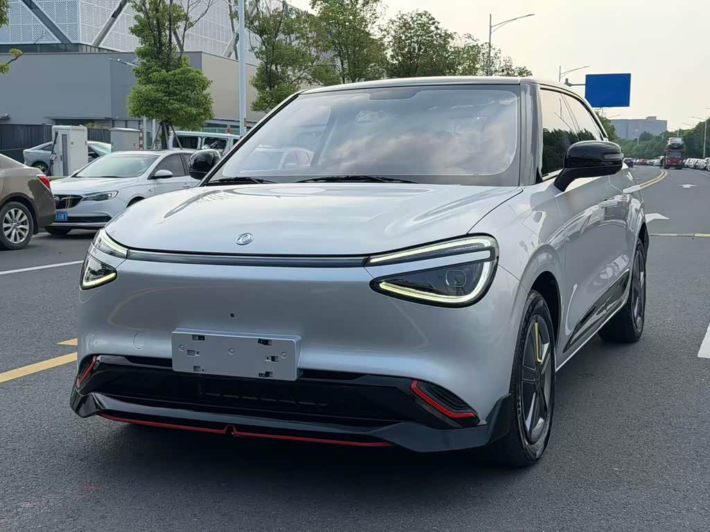 Dongfeng 01