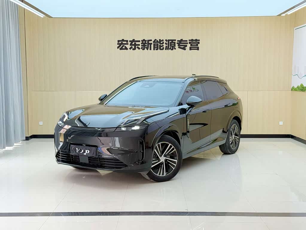 Lynk & Co 08 EM-P