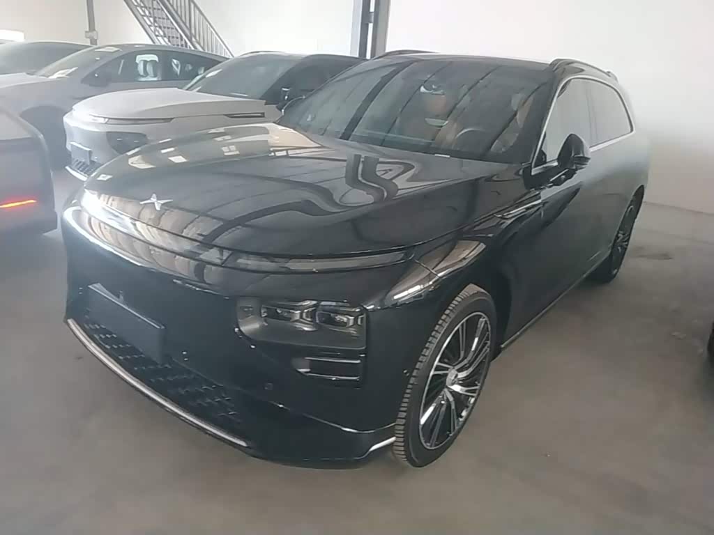 Xpeng G9