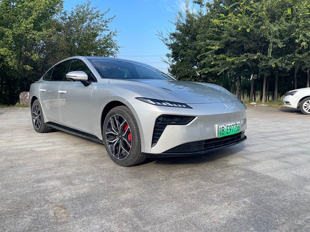 Dongfeng eπ007