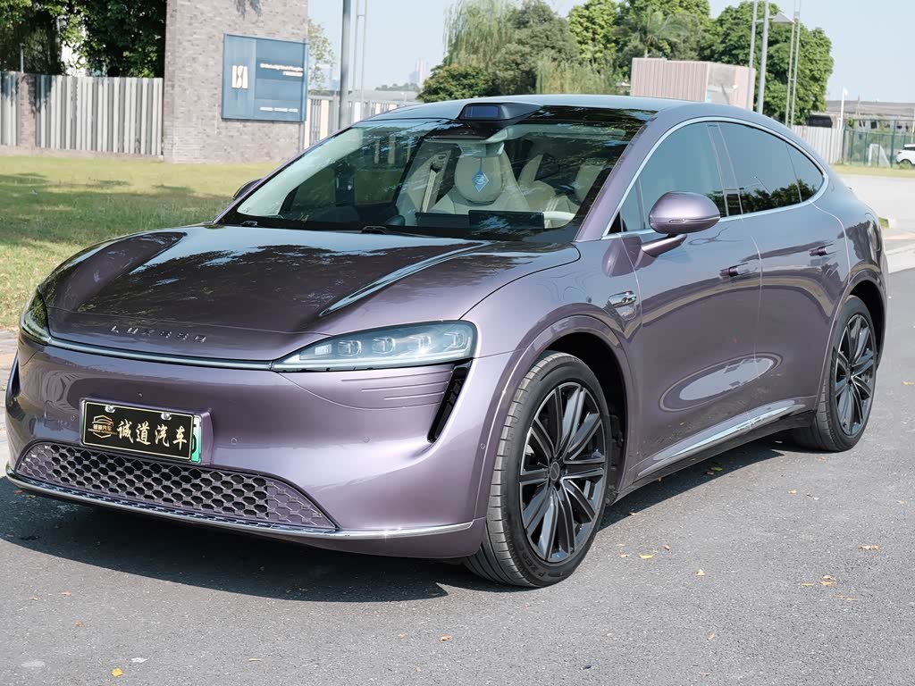 Luxeed R7